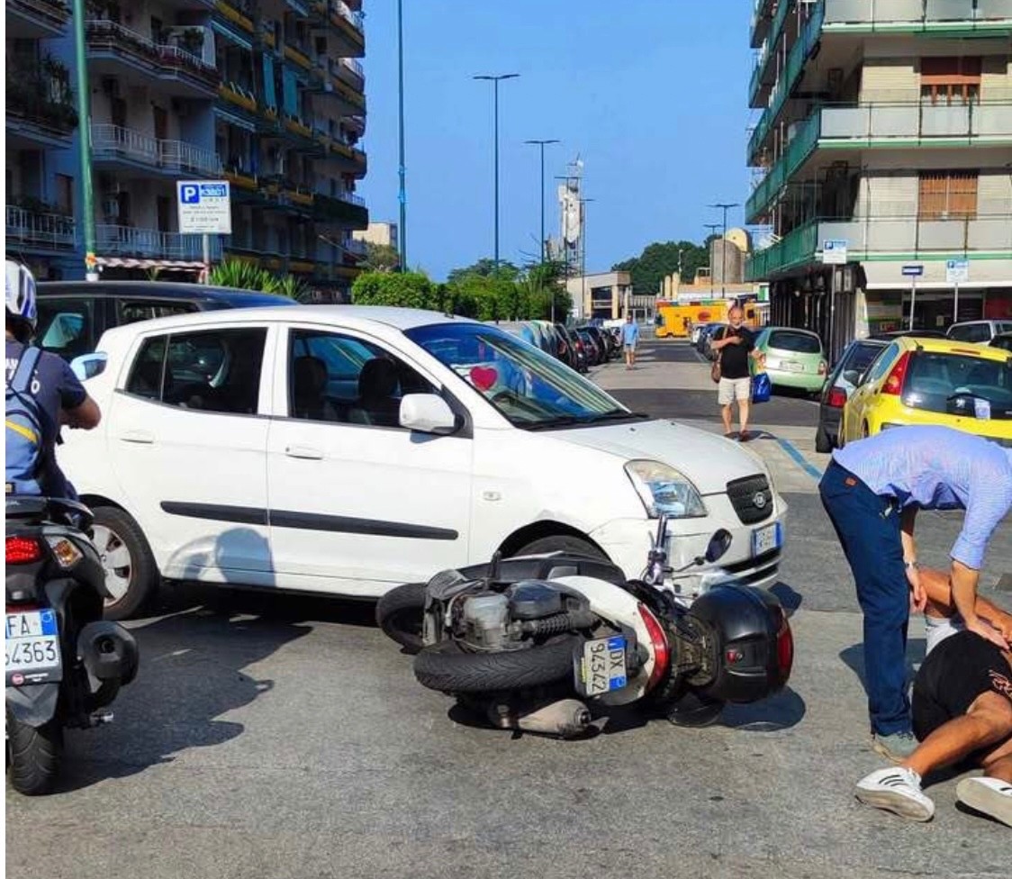 Fuorigrotta, nuovo incidente a via Lepanto