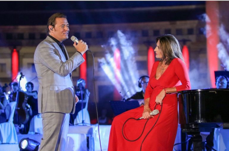 Pasquale Esposito e Lina Sastri, un duetto per far volare nel mondo la melodia napoletana