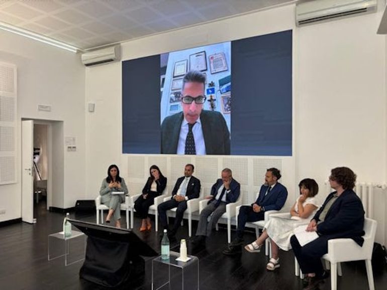 Le malattie rare non hanno età: garantire equità e cura anche agli anziani