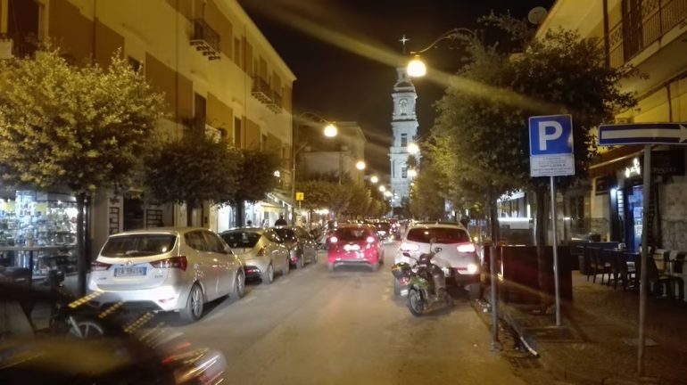 Pompei, rissa violenta in via Sacra: tre arresti tra Polizia e Carabinieri