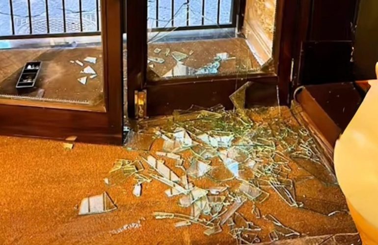 Salerno, svaligiata “La Fabbrica delle Meraviglie”: bottino simbolico