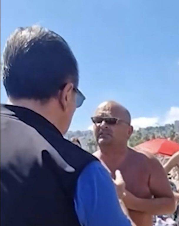 Napoli, aggredito il deputato Francesco Borrelli a Mappatella Beach: salvato dalla scorta