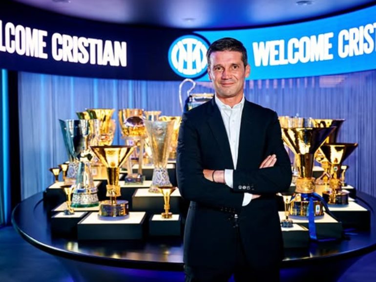 Cristian Chivu è il nuovo allenatore dell’Inter: contratto fino al 2027