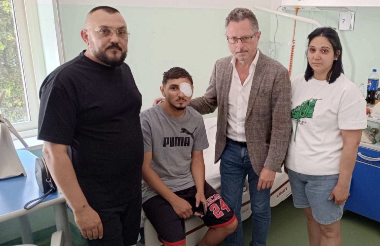 Portici, 16enne disabile pestato brutalmente: trasferito al Cardarelli per un intervento maxillo-facciale