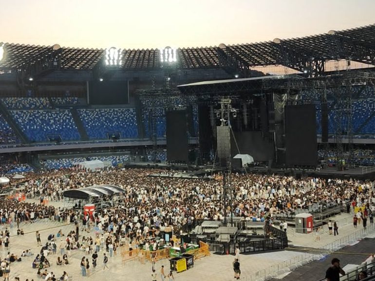 Napoli, maxi-controlli al concerto di Marracash al Maradona: multe, sequestri e denunce