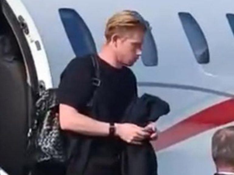 De Bruyne è atterrato a Roma: ora visite mediche a Villa Stuart, poi la firma
