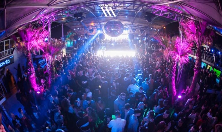 Sparatoria all’esterno del “Dolcevita” di Pontecagnano mentre si esibisce Bob Sinclair