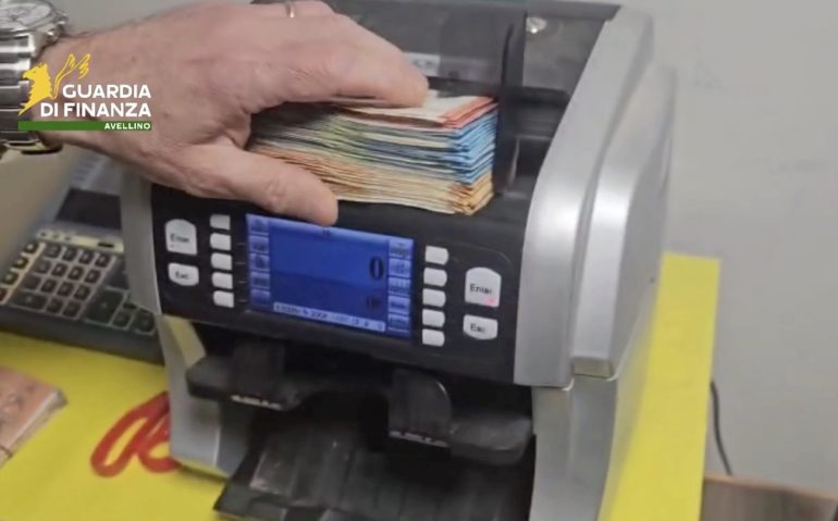 Frode fiscale e riciclaggio nel polo conciario di Solofra: 7 arresti