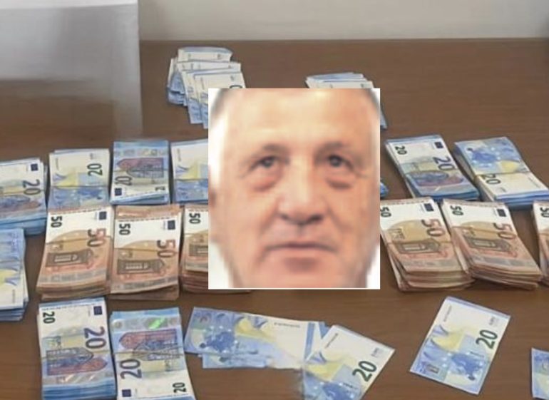 Napoli, soldi falsi a Porta Nolana: si cerca la stamperia