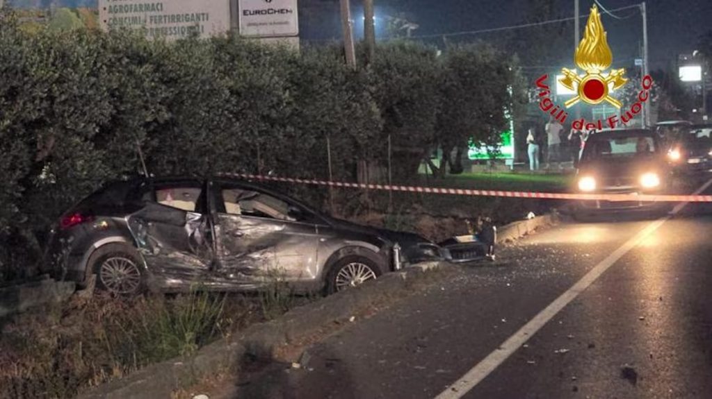 Eboli, maxi tamponamento sulla SS18 ci sono feriti