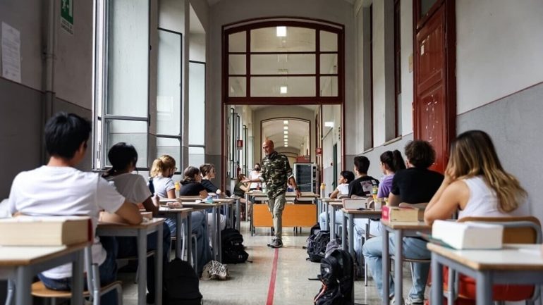 Maturità 2026, record di diplomati con lode soprattutto al Sud: il 99,8% promosso