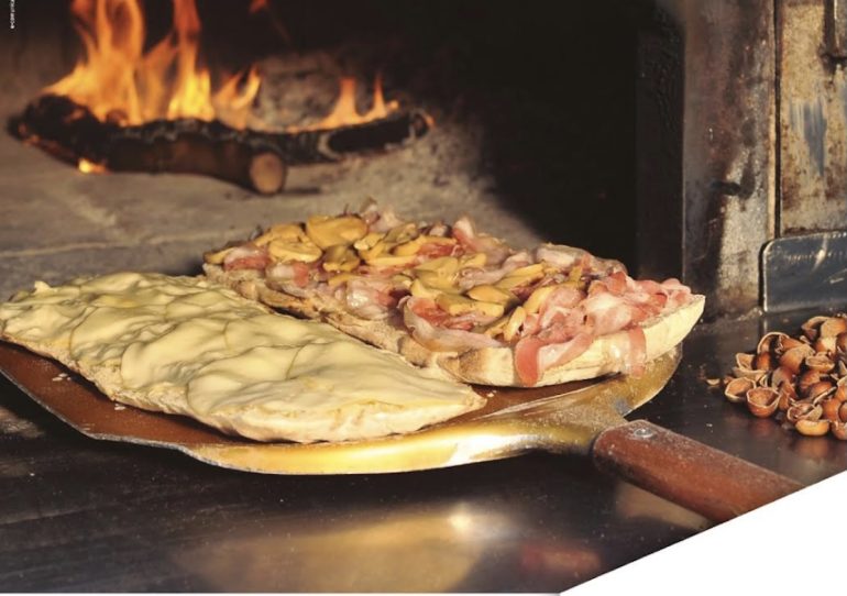 Torna il Festival del Panuozzo a Gragnano: tre giorni di gusto, musica e tradizione