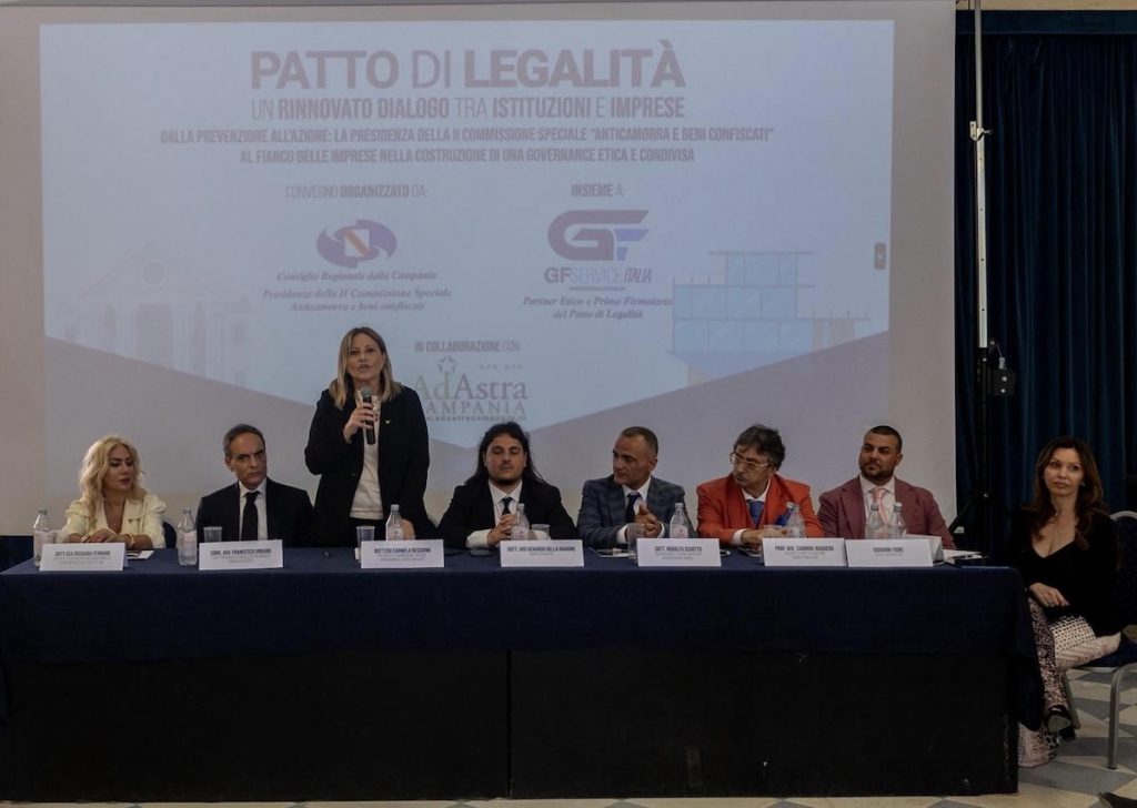 Bacoli signs the pact of legality in procurement with the Campania Region