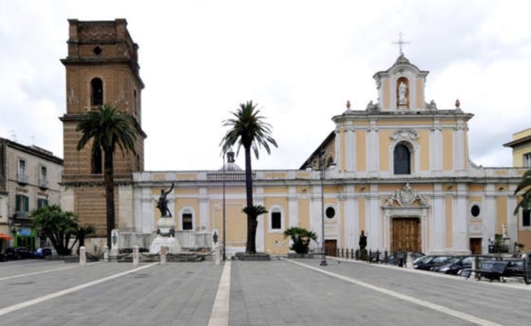 Santa Maria Capua Vetere, pestaggio in piazza San Pietro: 57enne rinviato a giudizio per lesioni