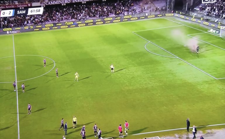 Salernitana all’inferno serie C: play out sospeso al 65′