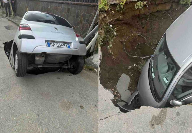 Melito, auto inghiottita da una voragine: il proprietario disperato scrive a Borrelli