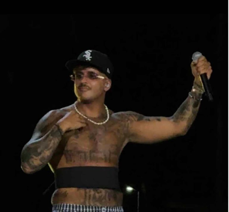 Geolier, show da record a Napoli: 116mila spettatori per i due live e annuncia lo show il 26 giugno 2026 al Maradona