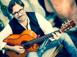 Al Di Meola, live sul Vesuvio per il festival Pomigliano Jazz