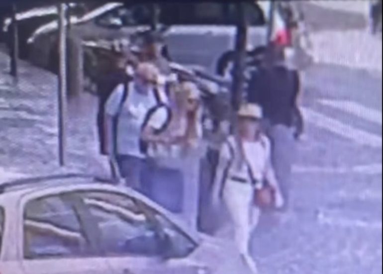 Napoli, turisti e anziani bersaglio dei borseggiatori alla Stazione Centrale