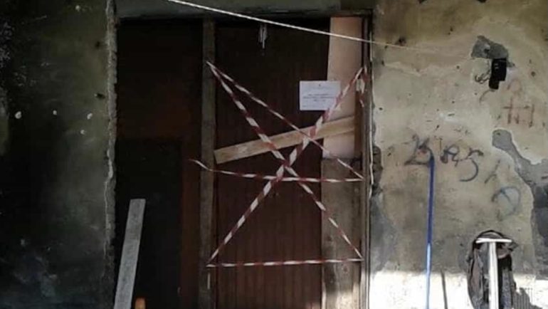 Aversa, ritrovato cadavere in un un casolare diroccato