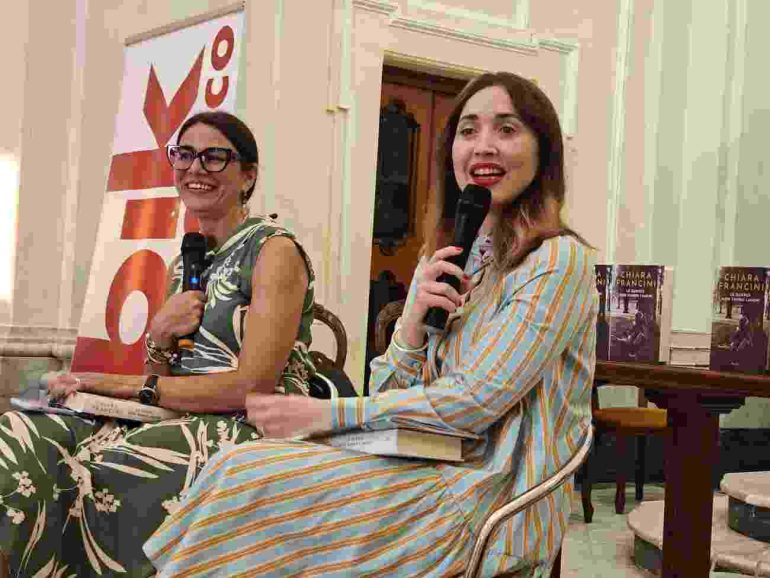 Chiara Francini presenta il suo romanzo “Le querce non fanno limoni”