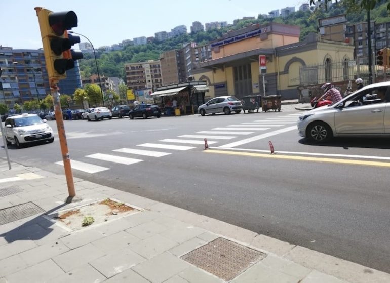 Napoli, chieste le telecamere nelle corsie preferenziali
