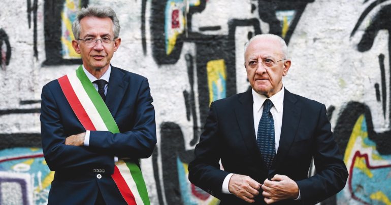 Napoli, Manfredi è il terzo sindaco più amato d’Italia