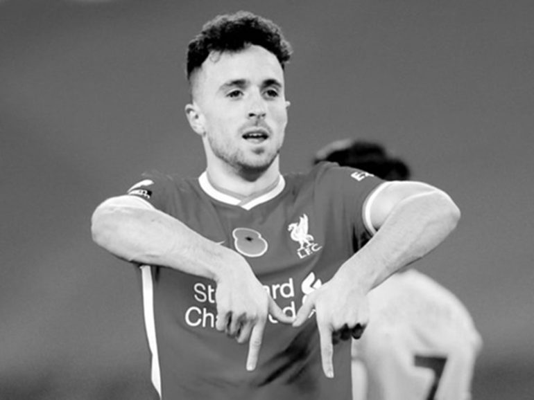 Lutto nel calcio, morto in un incidente Diogo Jota: l’attaccante del Liverpool aveva 28 anni