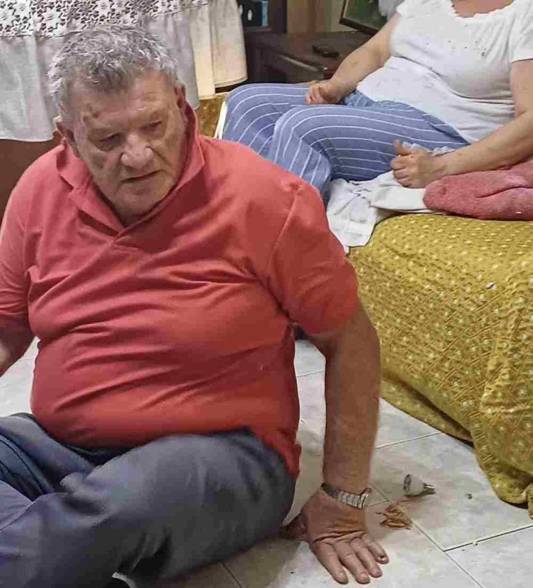 Napoli, occupazione abusiva a Scampia: picchiato il segretario Unione Inquilini