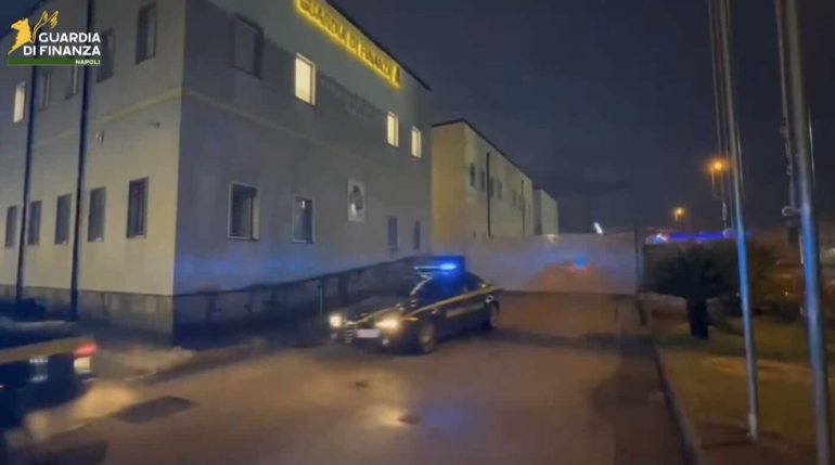 Truffa sui bonus edilizi, maxi sequestro da 19,5 milioni in provincia di Napoli