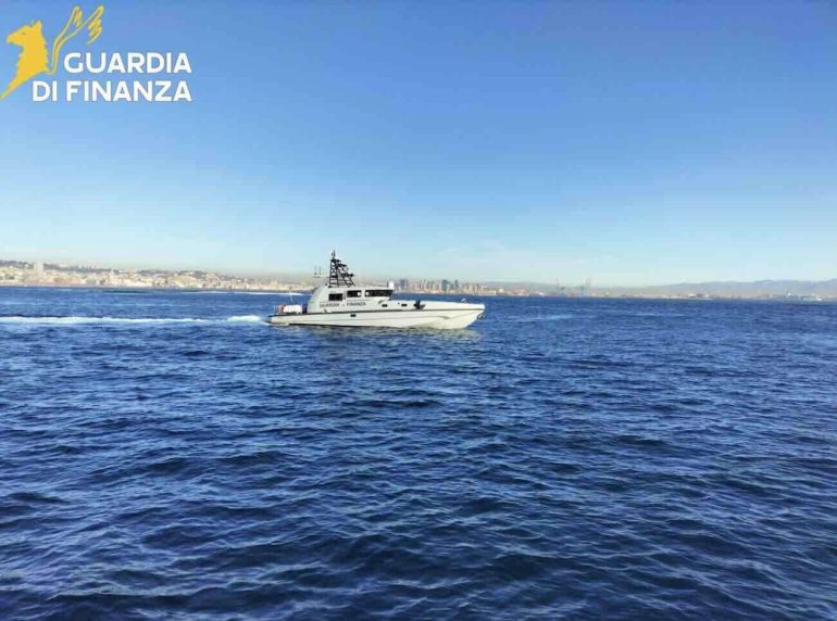 Blitz contro abusi sul mare: sequestri e multe in Penisola Sorrentina