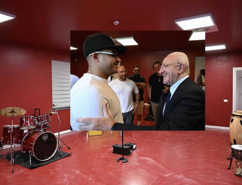 Geolier testimonial dell’Officina dei Talenti