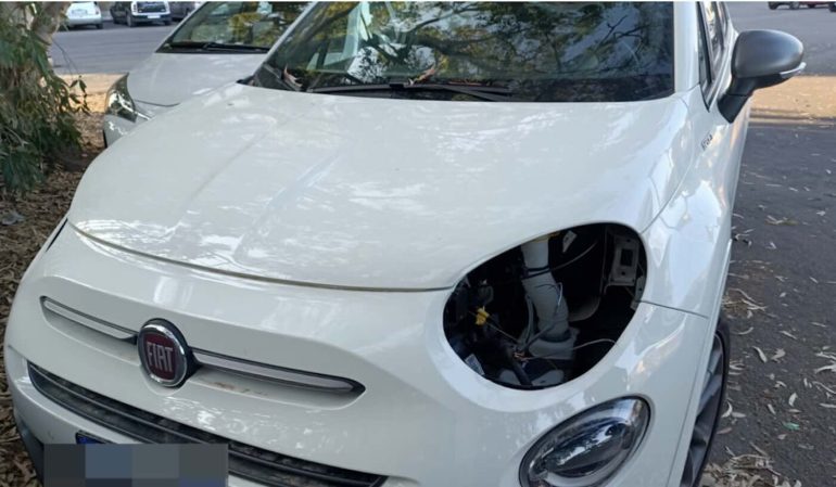 Napoli, arrestati due ladri seriali di Fiat 500X, Renegade e Smart