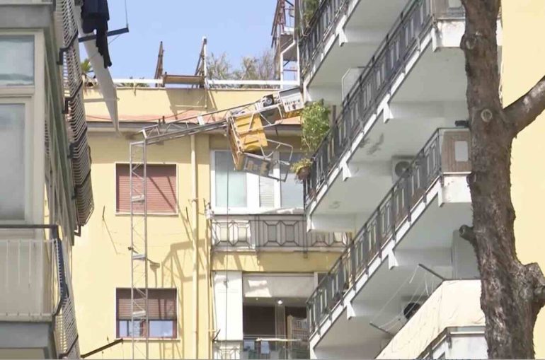 Napoli, tragedia al Vomero: ecco chi sono i tre operai morti