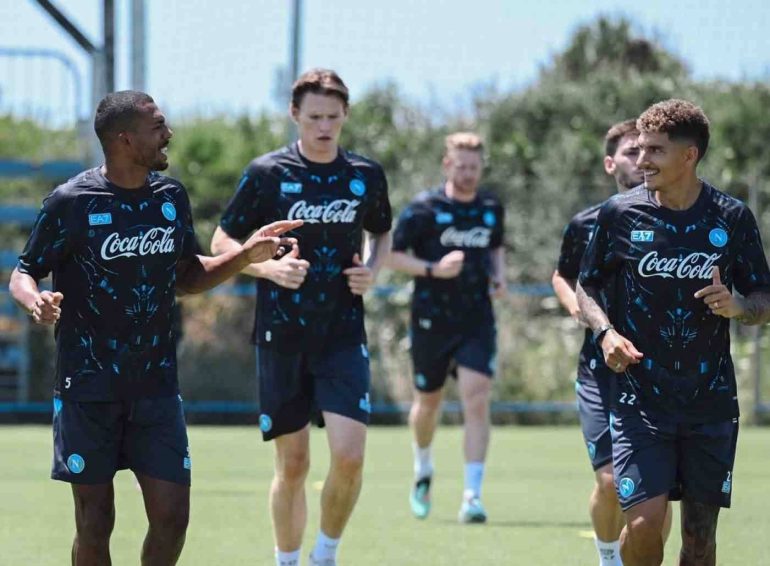 Napoli, via al ritiro a Dimaro: i convocati di Conte, c’è anche Noa Lang