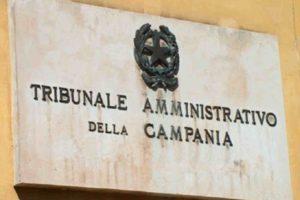 Napoli, il Tar annulla le ‘zone rosse’: “Ordinanza del Prefetto illegittima”