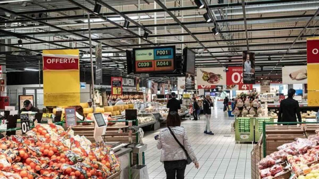 Carrefour ritira quattro prodotti per rischio listeria e corpi metallici