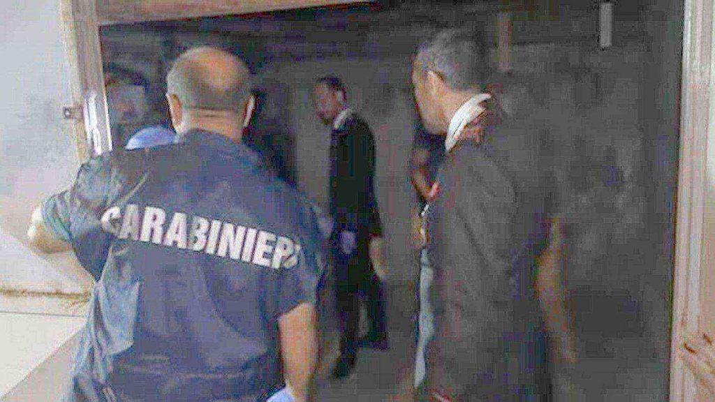 Caserta, autolavaggio abusivo a San Nicola La Strada: attività sequestrata e multa di 1.500 euro.