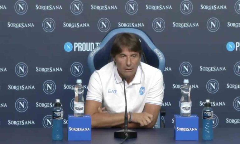 Conte avverte il Napoli: “Lo Scudetto non basta, col Cagliari serve la fame del 23 maggio”