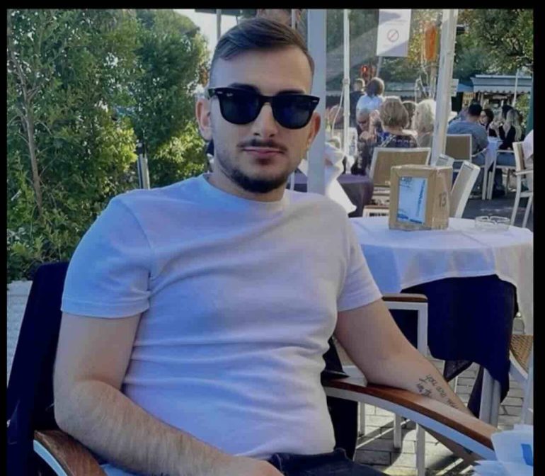 Napoli, lutto a San Lorenzo, addio al giovane pizzaiolo Genny: lavorava da Sorbillo