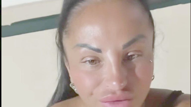 Napoli, Rita De Crescenzo: “Basta odio nei miei confronti, ora ho paura”
