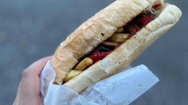 Panino al botulino sul lungomare di Diamante: muore napoletano e 7 familiari ricoverati