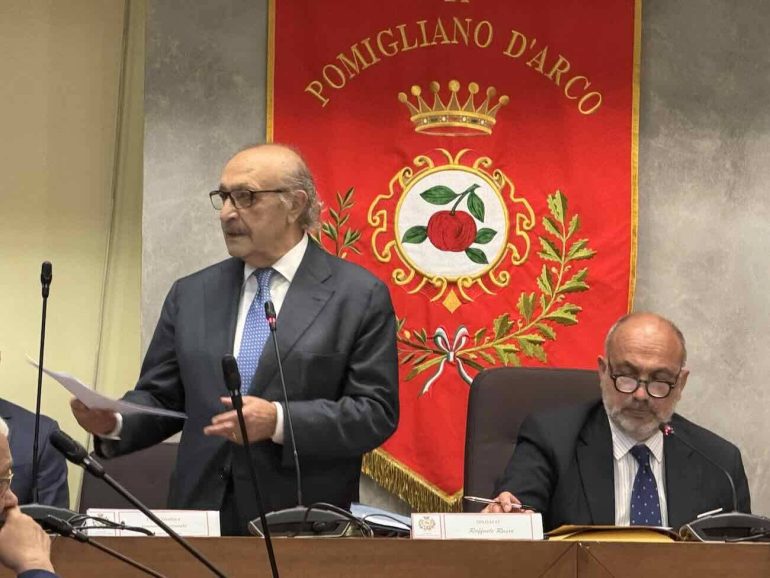 Pomigliano, il Viminale salva il Comune: “Nessuna infiltrazione camorristica”. Ma ci sono delle prescrizioni