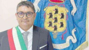 Pozzuoli, il sindaco Manzoni presenta la nuova Giunta
