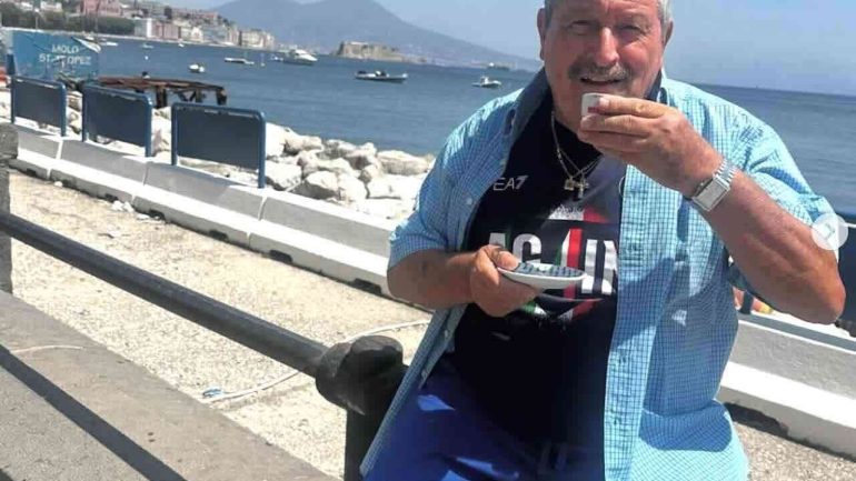 Tommaso Starace va in pensione: il Napoli saluta il suo mito silenzioso