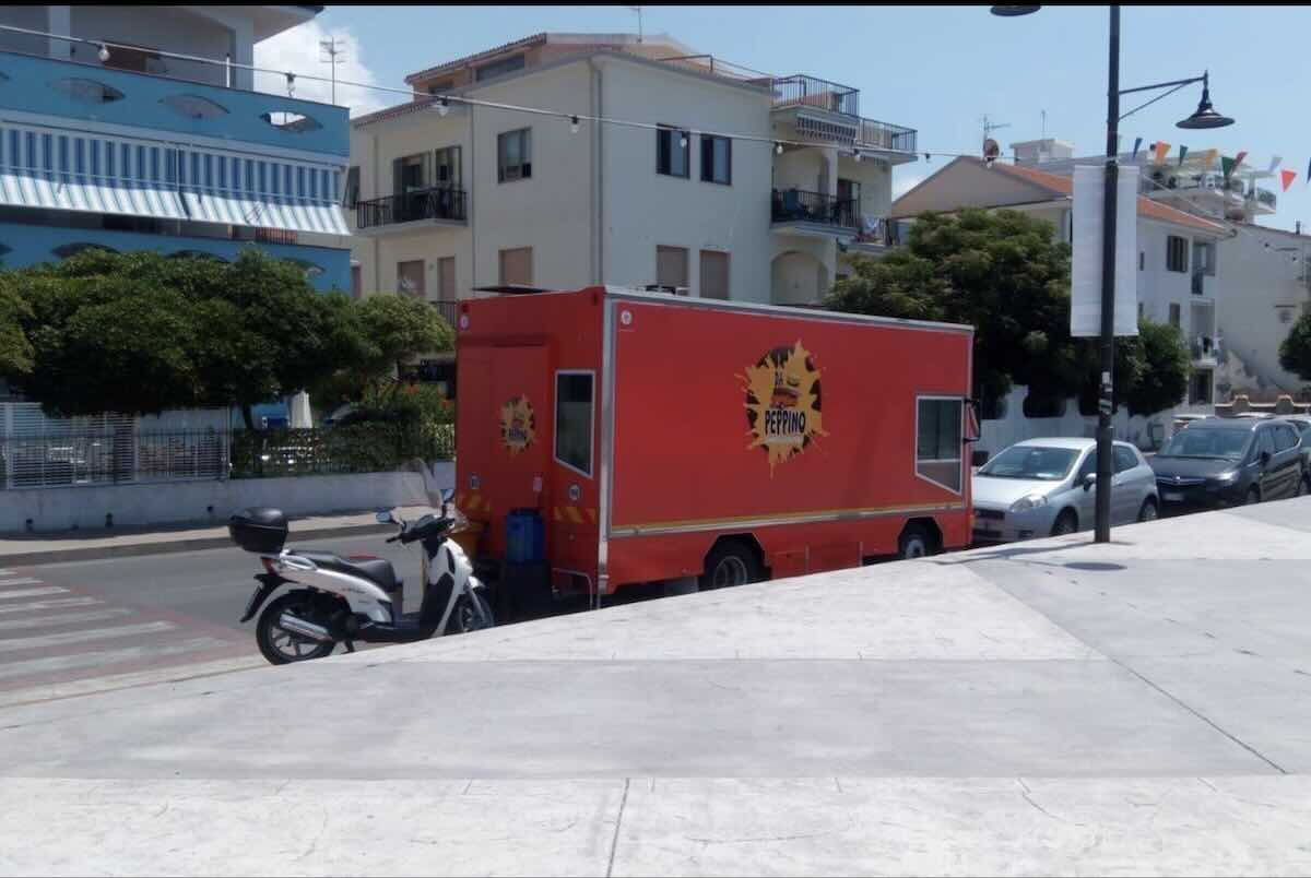 Turista napoletano morto per un panino al botulino: 2 indagati Turista napoletano morto per un panino al botulino: 2 indagati