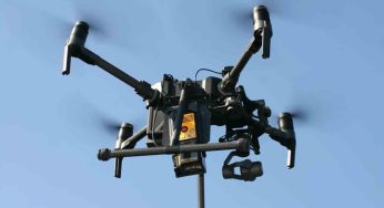 Secondigliano, drone supera i controlli e consegna hashish in carcere: sequestrato un chilo di droga dagli agenti