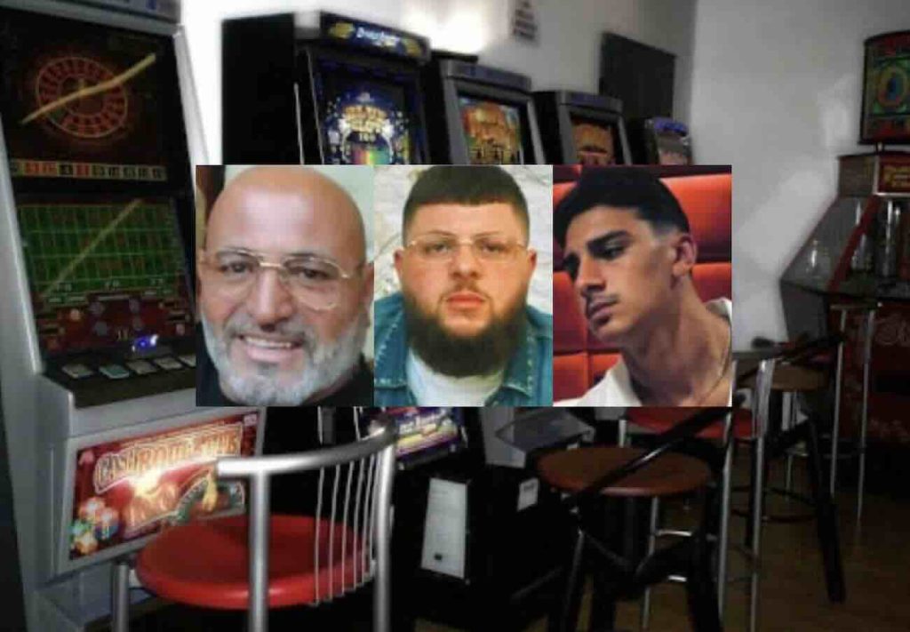 Cardito: “Quelli che stavano prima stanno in carcere, ora comandiamo noi”. Arrestati 3 del clan Ullero