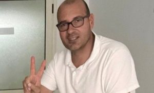 Castel Volturno, travolto sulle strisce mentre va al lavoro: caccia al pirata della strada