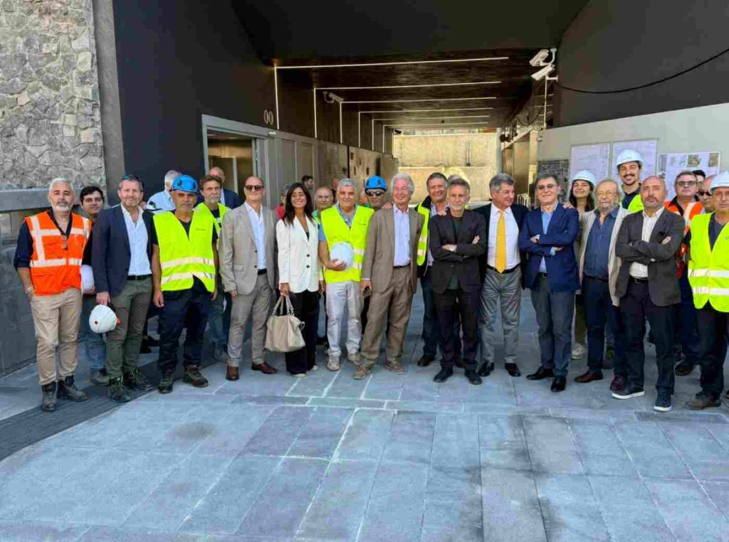 Castellammare, inaugurato il parcheggio della nuova stazione Eav “Stabia Scavi”